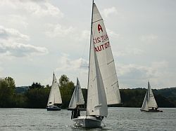 Das letzte Mal in dieser Saison: Segelboote auf dem Dutenhofer See