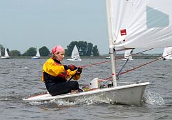 Beatrix Fontius auf Raumschotskurs.