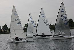Jürgen Eiermann (GER 8) liegt früh klar in Führung und holt die Hessenmeisterschaft.