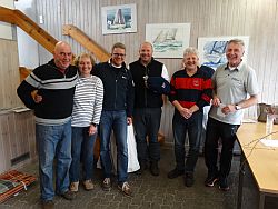 v.l.n.r. Detlef Guminski, Karin Herold (Sportwartin DSC-L), Dierk Conrad (Regattaleiter DSC-L), Jürgen Eiermann, Rainer Haacks, Uwe Barthel.