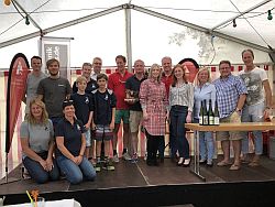 Hochheimer Segler und Teilnehmer befreundeter Vereine freuten sich über die erfolgreiche Regatta.